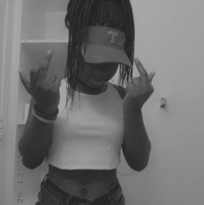 Meet your Posher, Maria